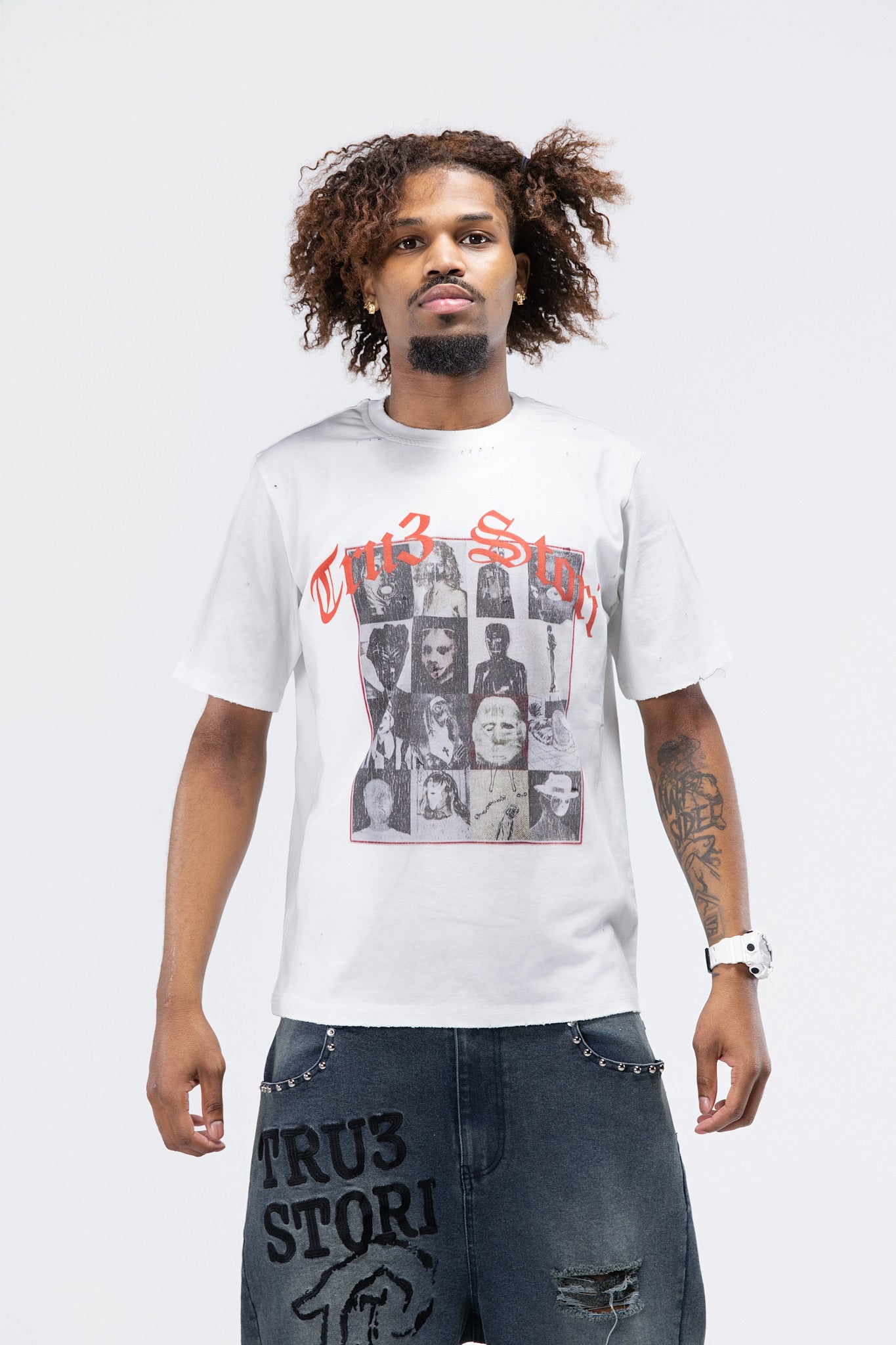 Many Faces White Tee